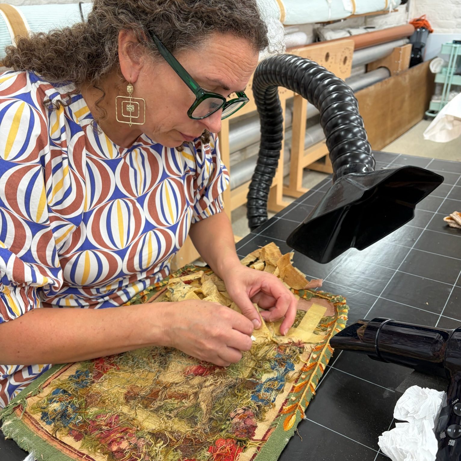textile conservation. tapestry. beauvais. chair